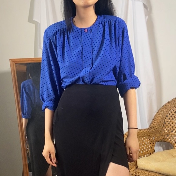 Vintage Jones New York Royal Blue Polka Dot Collarless Long Sleeve Blouse Pleats - Picture 3 of 12